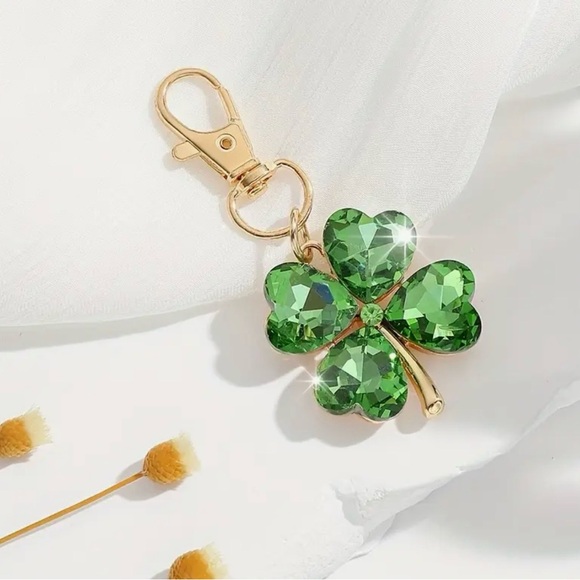 Accessories - Emerald Green Crystal Clover Bag Charm Gold Tone Lucky Keychain 💫 2 for $25